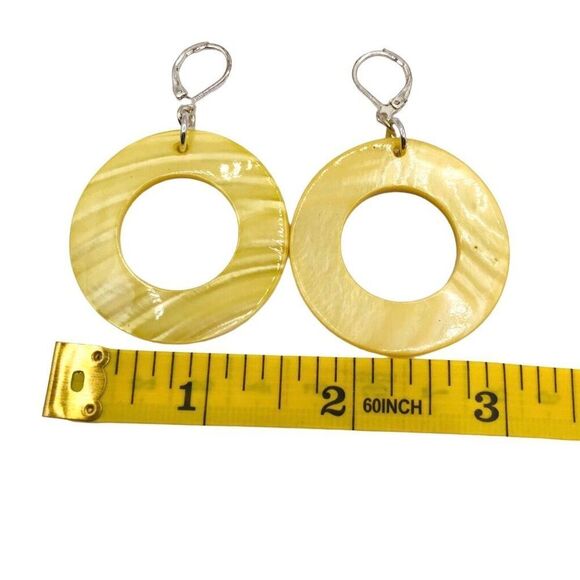 Natural Shell Green and Yellow Open Hoop Dangle Earrings - Picture 5 of 8